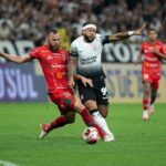 corinthians-vence-o-velo-clube-e-mantem-os-100%-de-aproveitamento