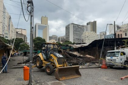 incendio-no-camelodromo-da-uruguaiana-teve-origem-em-frigobar,-aponta-policia-civil