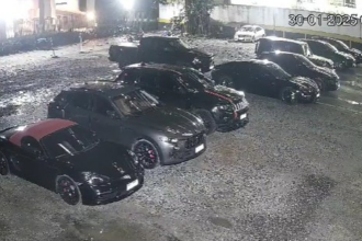 carros-porsche-que-foram-furtados-de-dentro-de-um-estacionamento-em-sao-paulo-sao-localizados