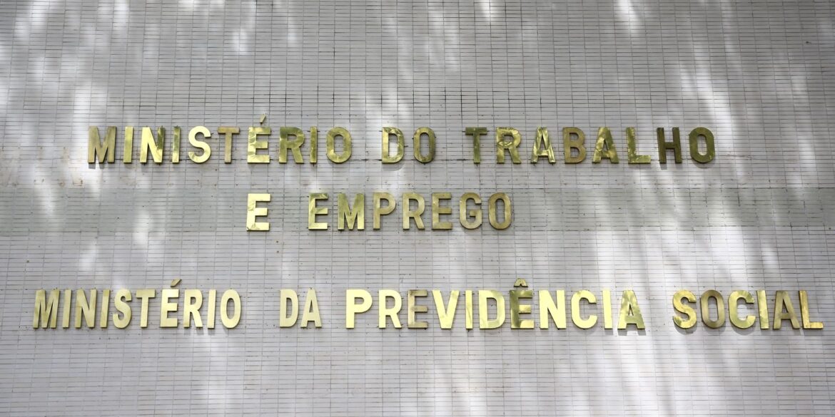 prazo-para-contestar-descontos-indevidos-do-inss-termina-dia-14