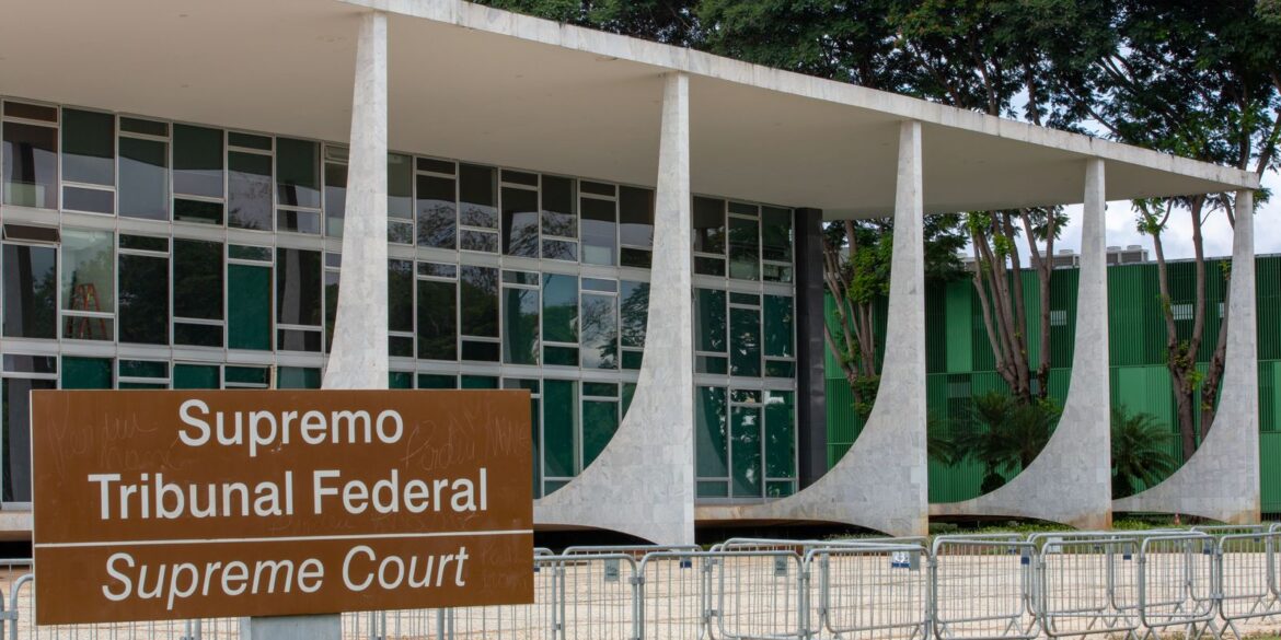 moraes-assume-presidencia-temporaria-do-stf-e-recebe-homenagens