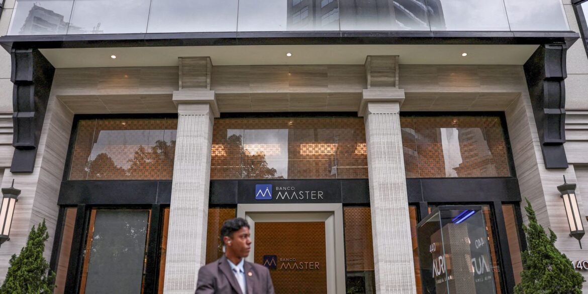 fim-do-master:-trabalhadores-e-12-milhoes-de-clientes-serao-afetados