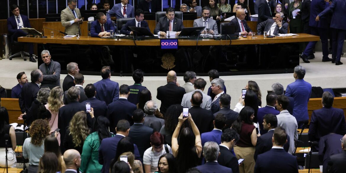 congresso-rejeita-56-vetos-ao-pl-do-licenciamento-ambiental