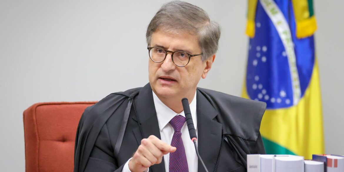 pgr-insiste-pela-condenacao-de-mais-seis-reus-por-trama-golpista